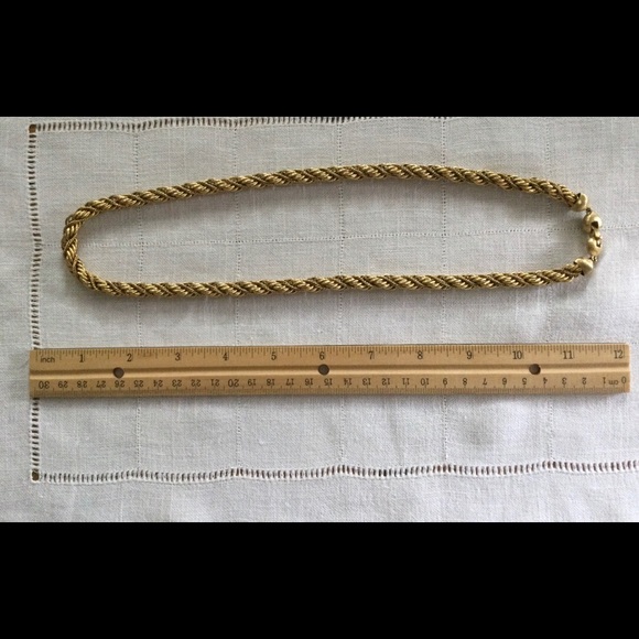 Monet Vintage Double Twist Goldtone Rope Necklace - Picture 7 of 8